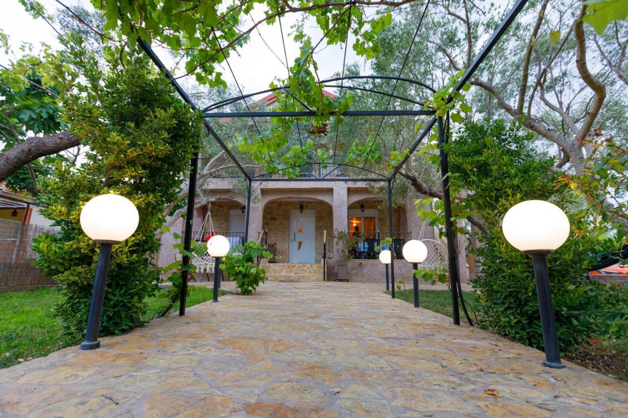 Vila Halkidiki Nea Kallikrateia Exterior foto